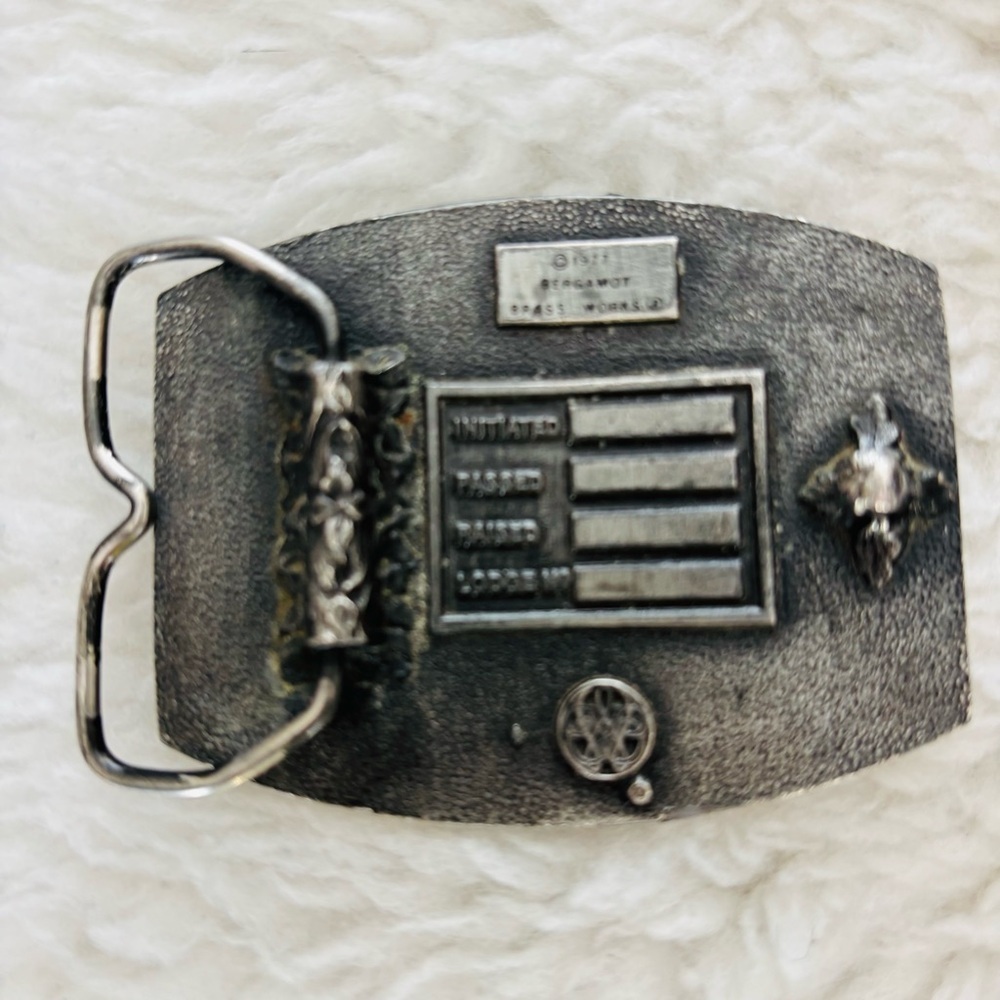 Masonic Silver Bergamot Brass Work Belt Buckle size 3”x2.5” - Picture 3 of 9